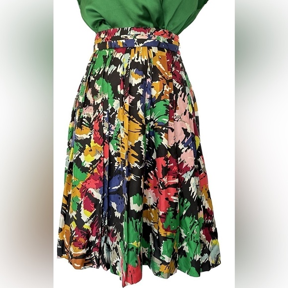 J. Crew Dresses & Skirts - J. Crew Multicolor Silk Skirt, Size 00